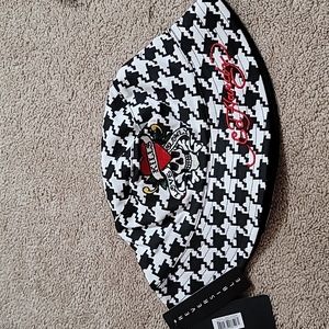 NWT Ed Hardy Reversible Bucket Hat
